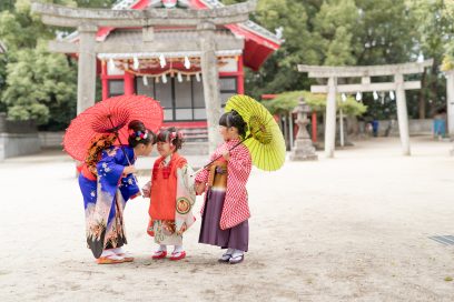 女の子三姉妹で七五三！仲の良さが伝わる1枚♪