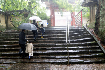 大分の七五三｜雨の日のお参り・撮影はどうする？延期や神社変更も解説